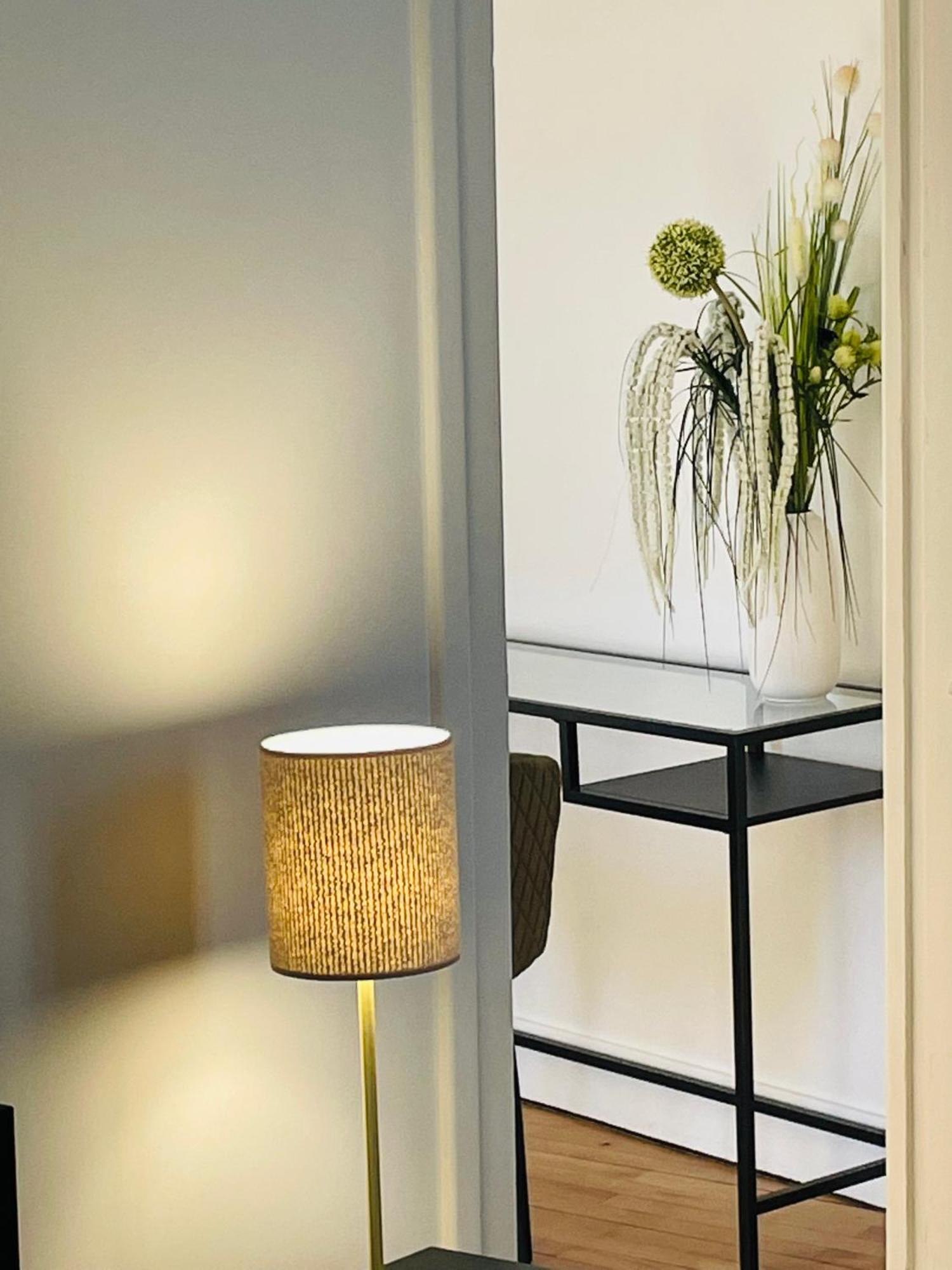 Grand Appartement D'Exception Au Chateau Randin Écully Esterno foto